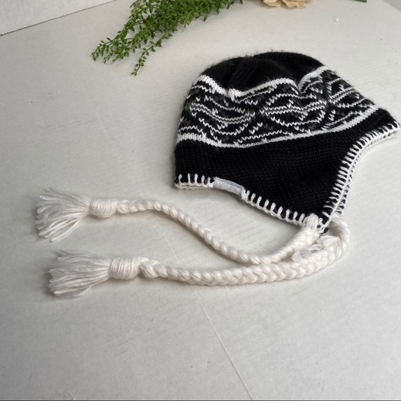 black winter hat with ear flaps